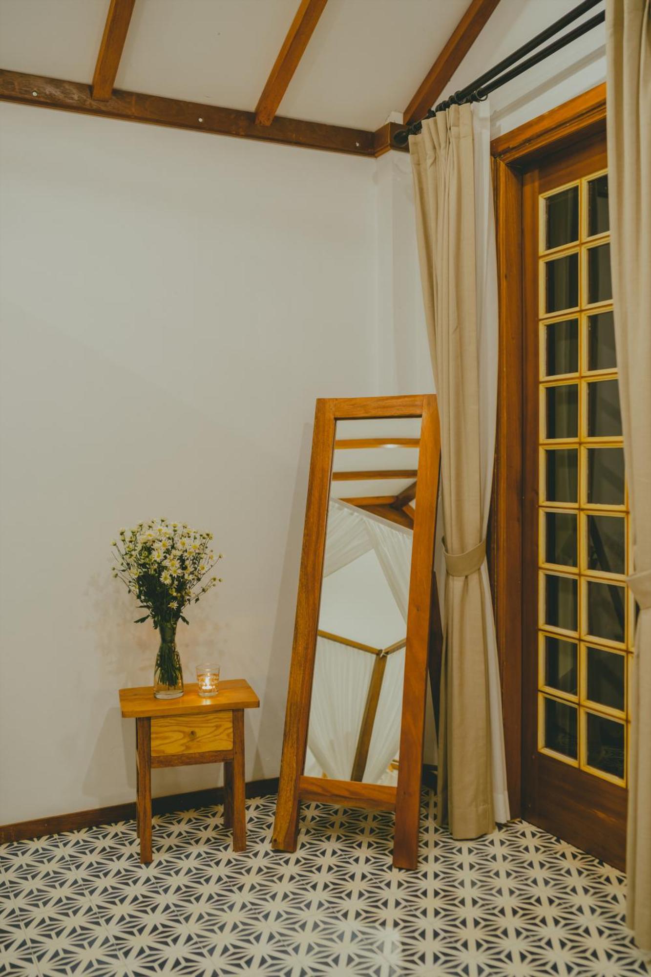 The Wooden Gate Hotel Xuan Son Exterior foto